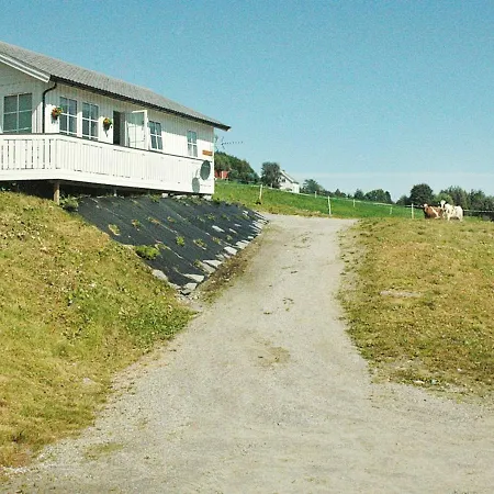 Two-bedroom Holiday In Averoy 3